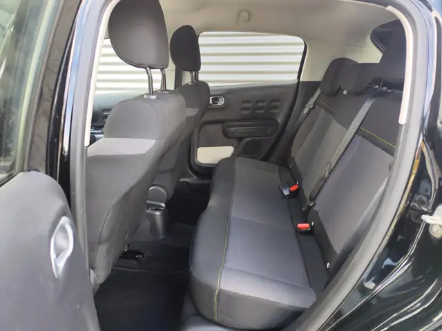 Citroën C3 1.2 PureTech S&S Shine |automaat| 2017 Benzine 17