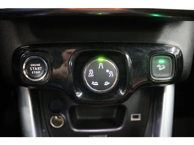 Citroën C3 Aircross 1.2 PureTech S&S Shine 2019 Benzine 12