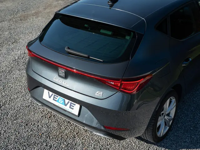 SEAT Leon 1.4 TSI eHybrid PHEV FR 2022 Hybride Benzine 30
