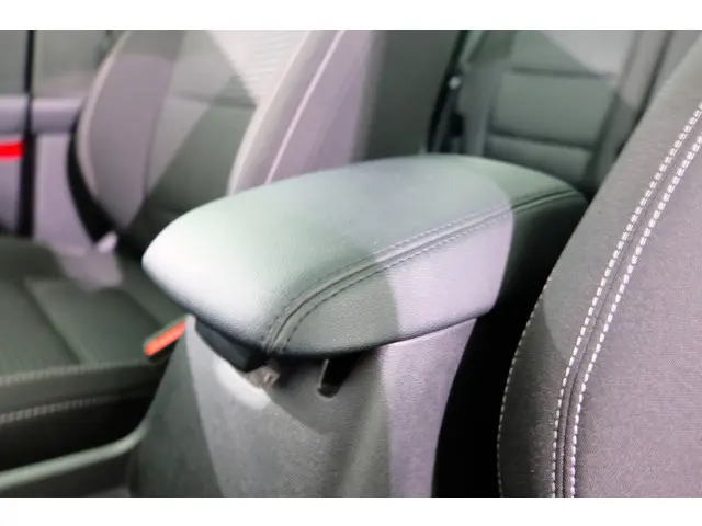 Ford Kuga 2.5 PHEV Titanium 2020 Hybride Benzine 24