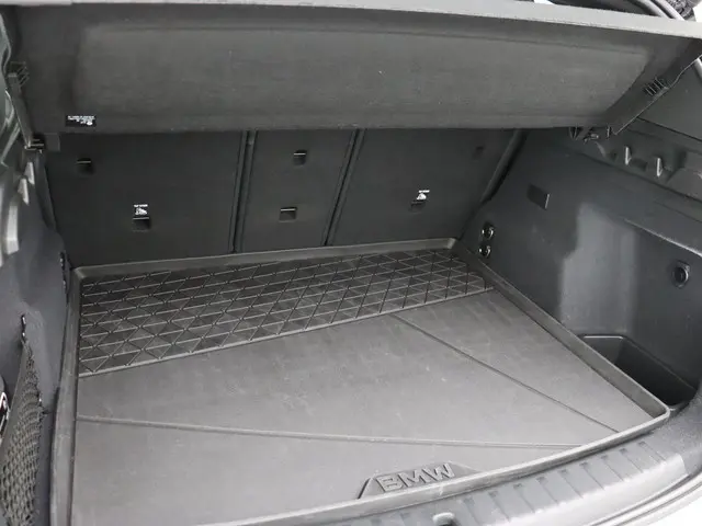 BMW iX1 xDrive30 2023 Elektrisch 26