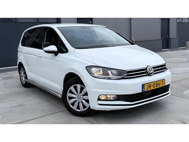Volkswagen Touran 2.0 TDI SCR Comfortline 2016 Diesel 2