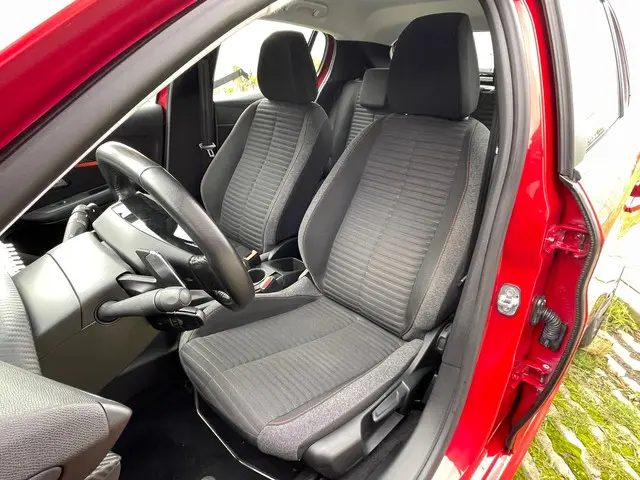 Peugeot 208 1.2 Turbo Active AUTOMAAT 2020 Benzine 14