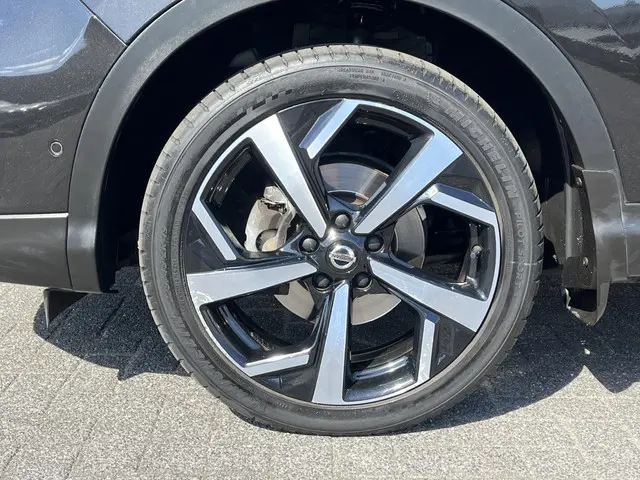 Nissan QASHQAI 1.3 DIG-T Tekna + 2019 Benzine 30