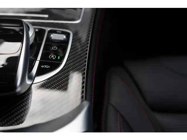 Mercedes-Benz GLC Coupé AMG 43 4MATIC 2018 Benzine 12