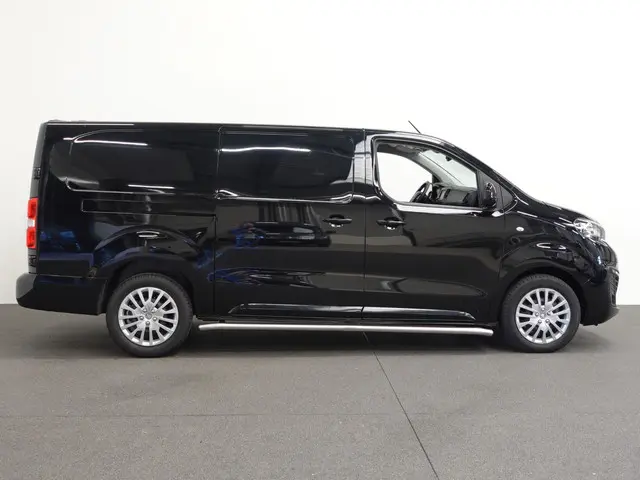 Peugeot Expert 2.0 BlueHDI 145PK L3 Automaat 2023 Diesel 37