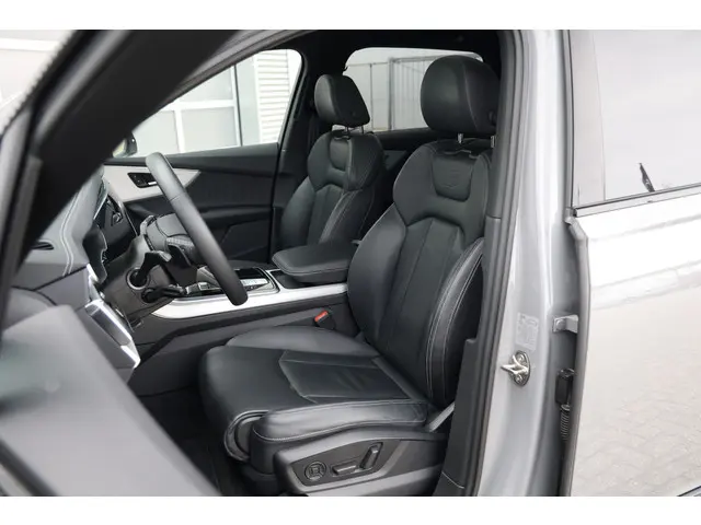 Audi Q7 55 TFSI e quattro S-Line 2022 Hybride Benzine 4