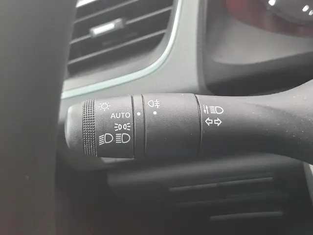 Renault Kangoo 1.5 Blue dCi 95 Luxe L1 2022 Diesel 29