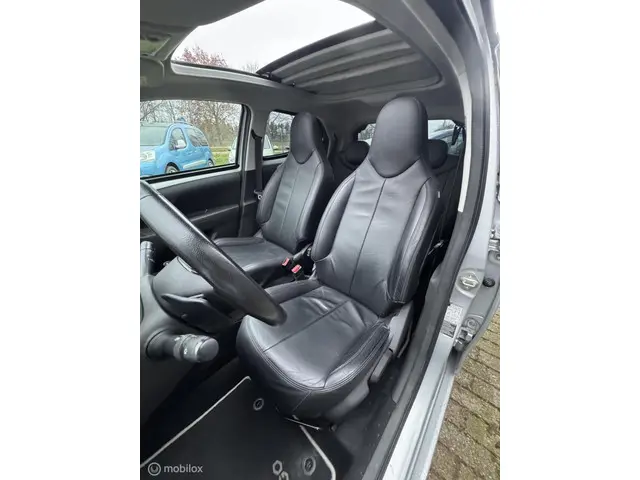 Toyota Aygo 1.0 VVT-i Automaat|Vouwdak|NAP 2017 Benzine 13