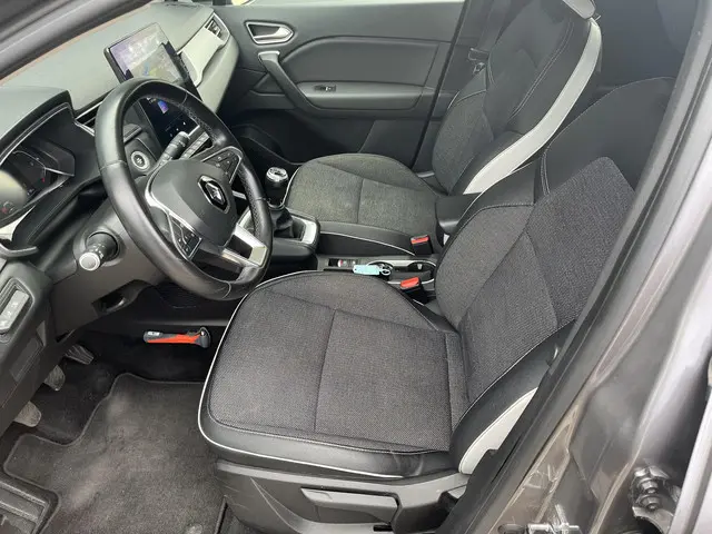 Renault Captur TCe 100 Intens 2020 Benzine 17