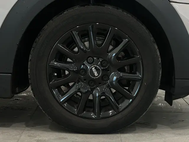 MINI Cooper Mini 1.5 Camden Edition 2023 Benzine 24