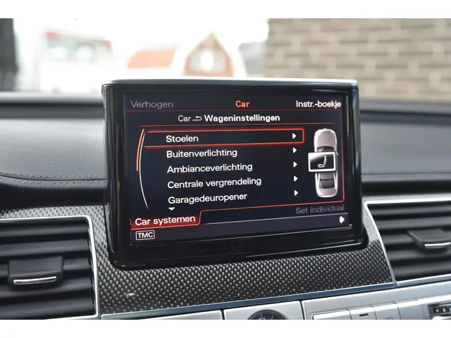 Audi A8 4.0 TFSI S8 quattro Pro Line+ 2013 Benzine 35
