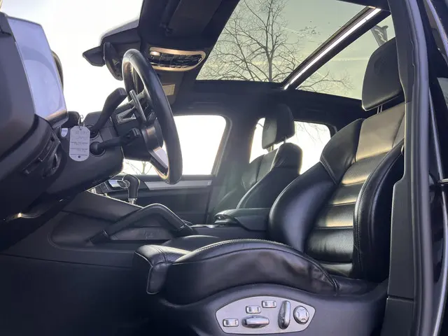 Porsche Cayenne 3.0 S E-Hybrid 2015 Hybride Benzine 3