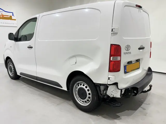 Toyota ProAce Compact 1.5 D-4D Cool Comfort 2021 Diesel 4