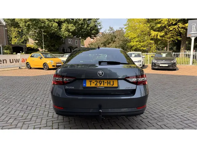 Škoda Superb 1.4 TSI ACT Style Business 2018 Benzine 8
