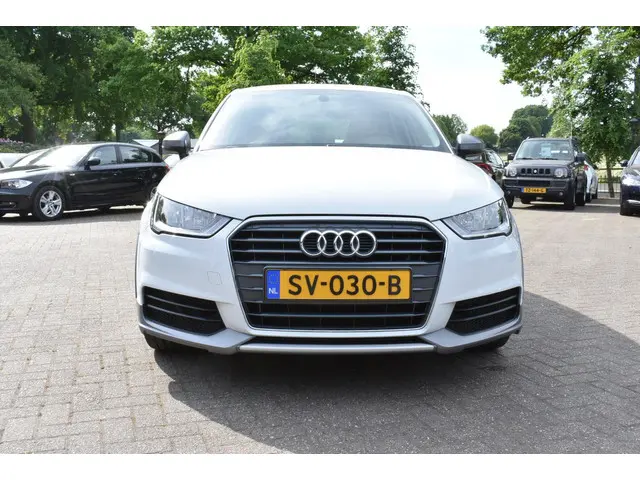 Audi A1 Sportback 1.0 TFSI Active 2018 Benzine 8