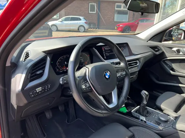 BMW 1 Serie 118i Executive Edition 2020 Benzine 5