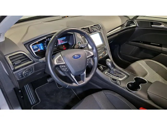 Ford Mondeo 2.0 IVCT HEV Titanium 2020 Hybride Benzine 19