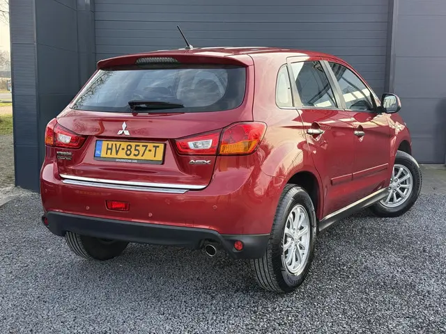 Mitsubishi ASX 1.6 Cleartec Bright 2016 Benzine 4