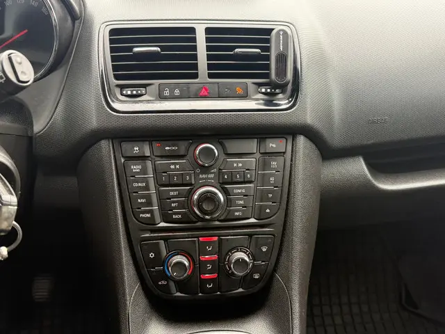 Opel Meriva 1.4 Cosmo 2013 Benzine 18