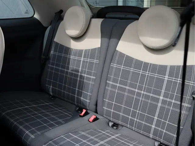 Fiat 500C 0.9 TwinAir Lounge 2017 Benzine 27