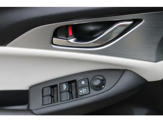 Mazda CX-3 2.0 SkyActiv-G 121 Signature 2021 Benzine 13