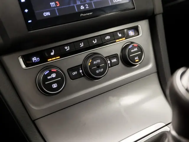 Volkswagen Golf 1.2 TSI Highline 2014 Benzine 9