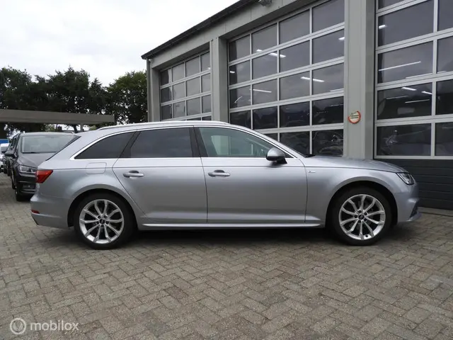 Audi A4 Avant 1.4 TFSI S line 150 PK 2017 Benzine 6