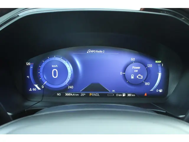 Ford Kuga 2.5 PHEV ST-Line 2024 Hybride Benzine 20