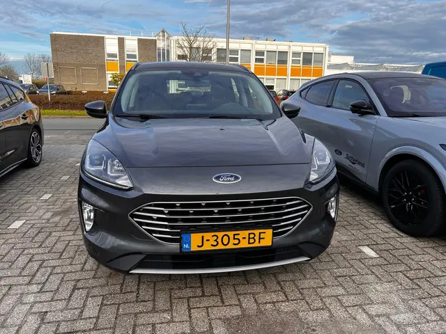 Ford Kuga 1.5 EcoBoost Titanium 2020 Benzine 2