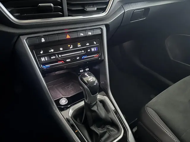 Volkswagen T-Roc 1.5 TSI Style 2022 Benzine 18