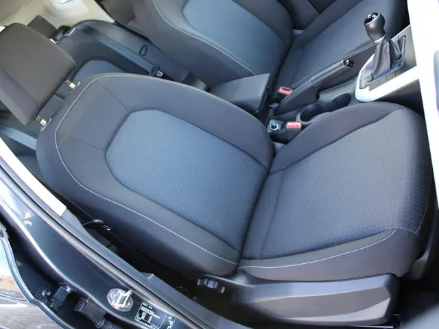 SEAT Arona 1.0 TSI 95PK Style 2023 Benzine 19