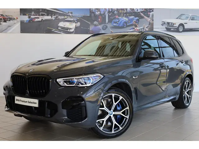 BMW X5 xDrive45e 2021 Hybride Benzine 32