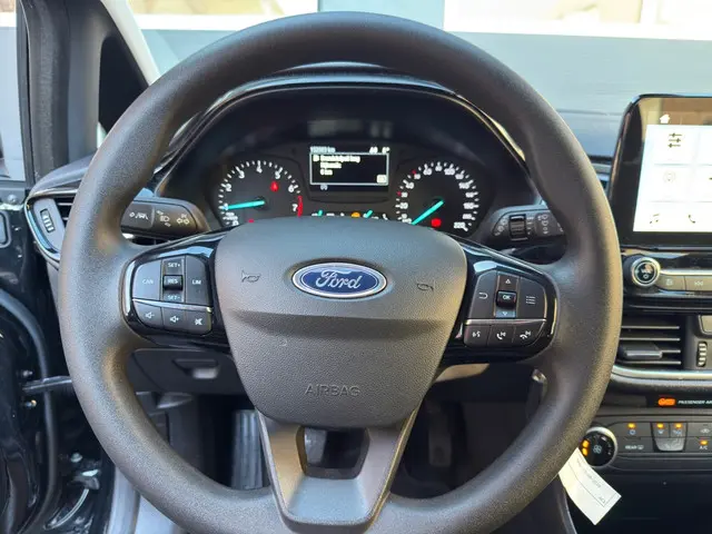 Ford Fiesta 1.1 Trend 2018 Benzine 13