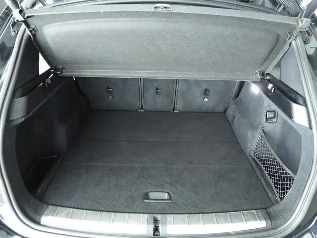 BMW X1 sDrive20i High Executive 2020 Benzine 10