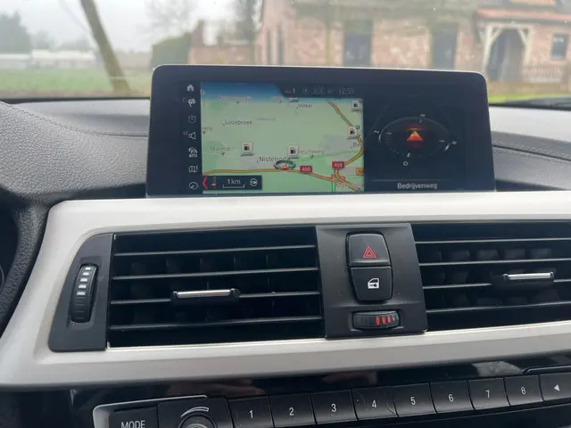 BMW 4 Serie Gran Coupé 418i High Executive 2017 Benzine 14