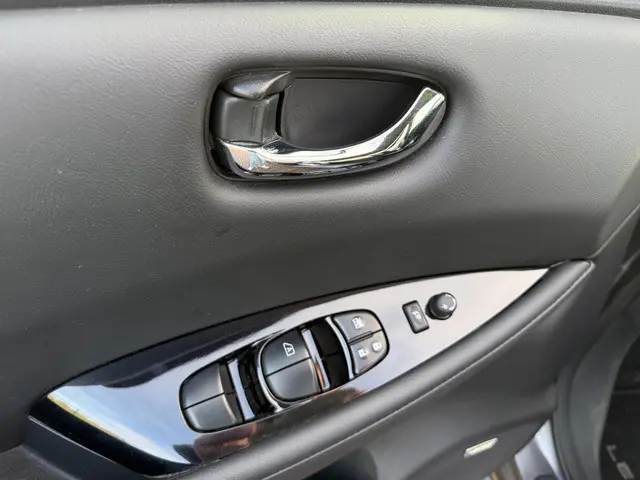 Nissan Leaf Base 24 kWh 2013 Elektrisch 8