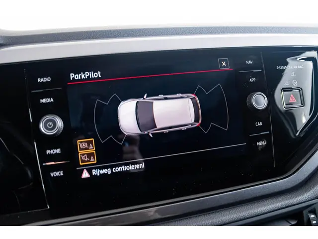 Volkswagen Polo 2.0 TSI GTI 2019 Benzine 28