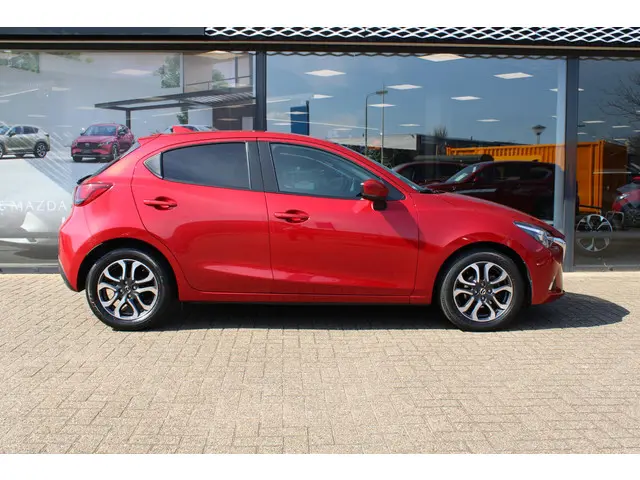 Mazda 2 1.5 Skyactiv-G GT-M 2018 Benzine 4
