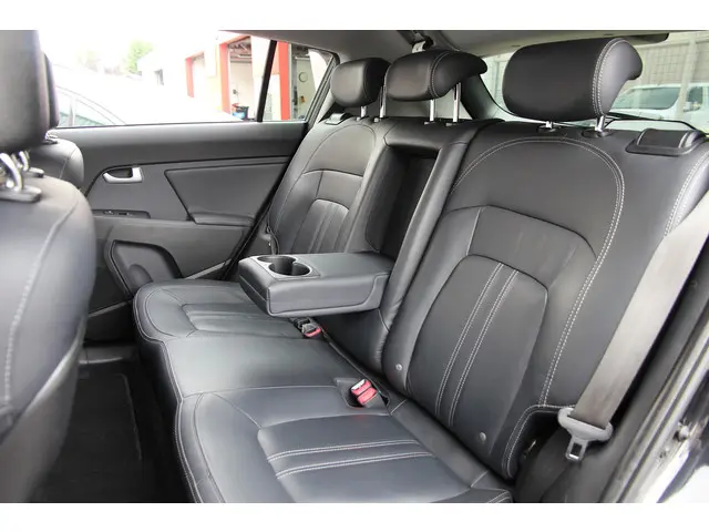 Kia Sportage 1.6 GDI World Cup Edition 2014 Benzine 18