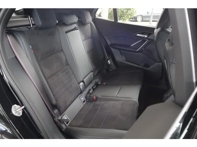 BMW X2 sDrive 20i 2025 Benzine 9