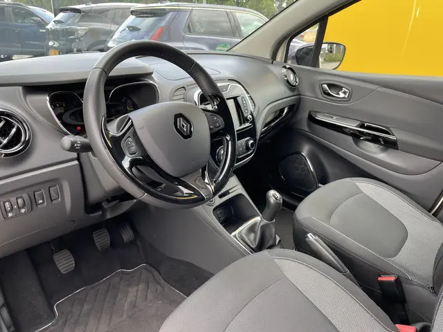 Renault Captur TCe 90 Dynamique 2015 Benzine 11