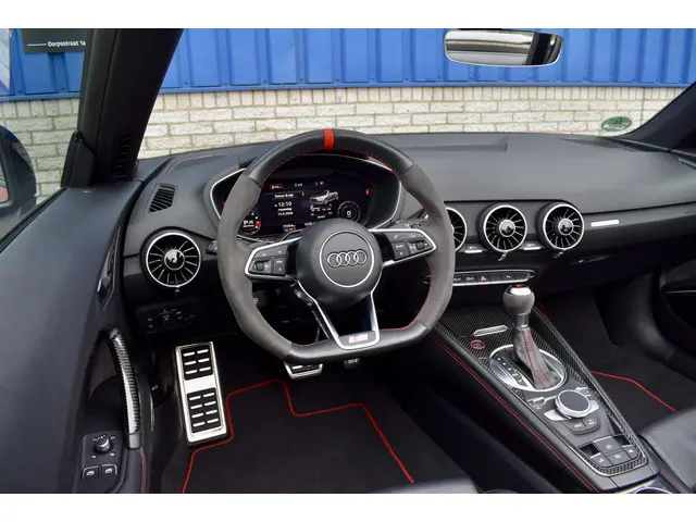 Audi TTS Roadster Quattro Competition 2021 Benzine 12