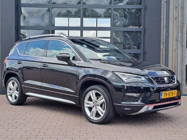 SEAT Ateca 1.5 TSI FR Business Intense 2018 Benzine 2