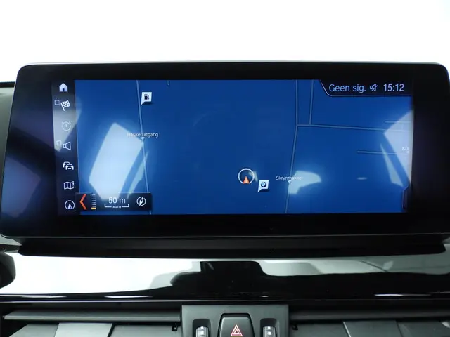 BMW X1 sDrive20i High Executive 2020 Benzine 36
