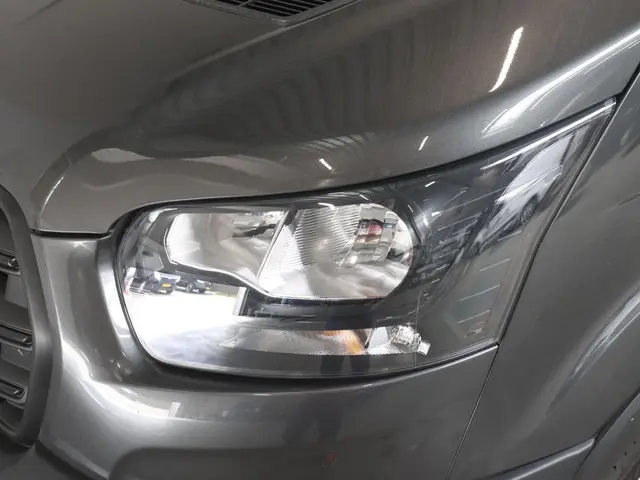 Ford Transit 105PK L2H2 Trend 2024 Diesel 11