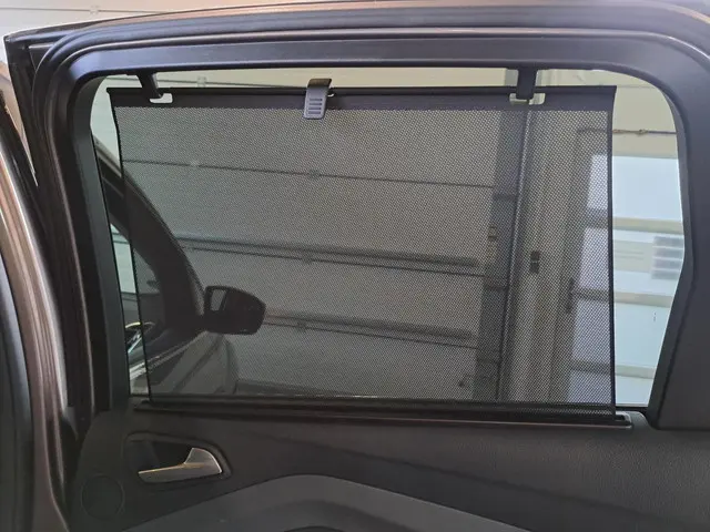 Ford C-MAX 1.0 Titanium 2014 Benzine 24