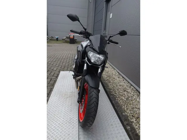 Yamaha MT 07 ABS 2019 Benzine 4