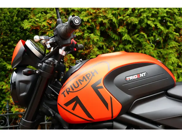 Triumph Trident 660 ABS MIVV EXHAUST 2023 Benzine 17