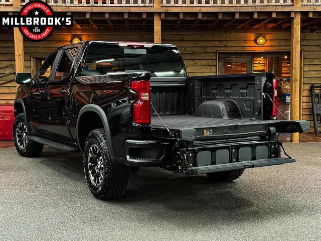Chevrolet Silverado ZR2 2024 Benzine 10